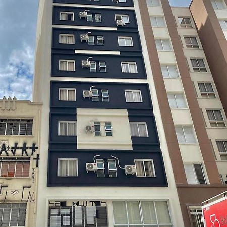 Hotel Neon - Proximo A 25 De Marco, Bom Retiro E Bras, A 2Min Do Mirante Sampa Sky E Pista De Skate Anhangabau São Paulo Buitenkant foto